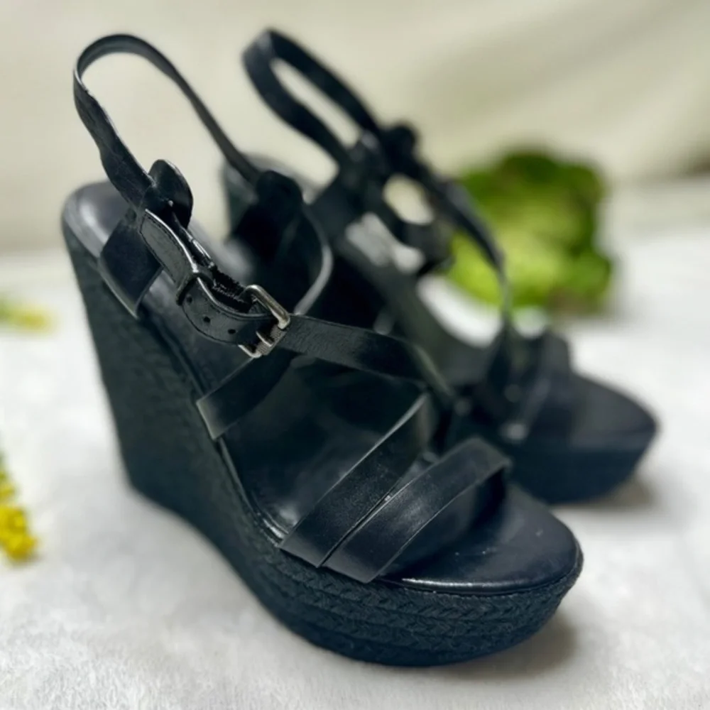 Vera Wang Lavender Leather Jute Criss Cross Espadrille Style Wedges in Black 8.5